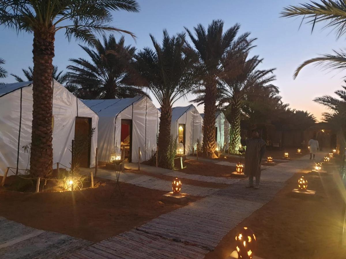 Auberge Sahara Garden Lac Yasmins Exterior foto