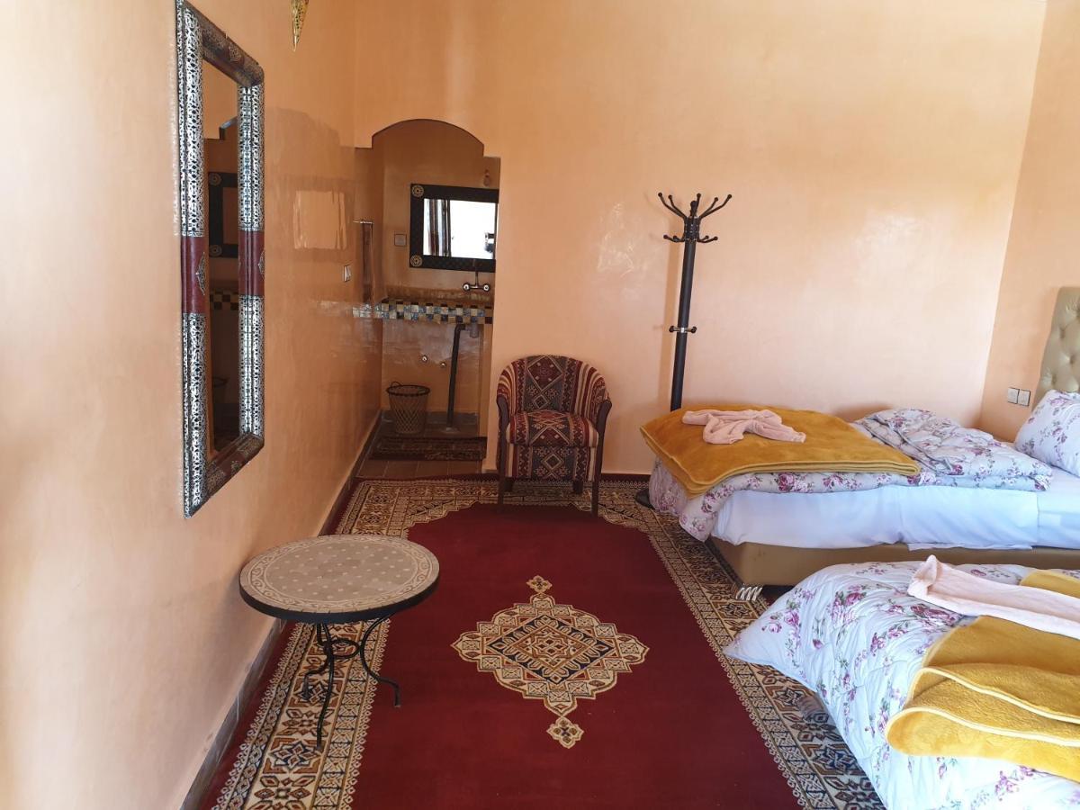 Auberge Sahara Garden Lac Yasmins Exterior foto