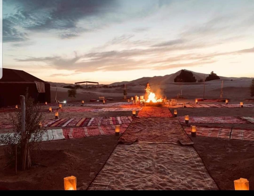 Auberge Sahara Garden Lac Yasmins Exterior foto