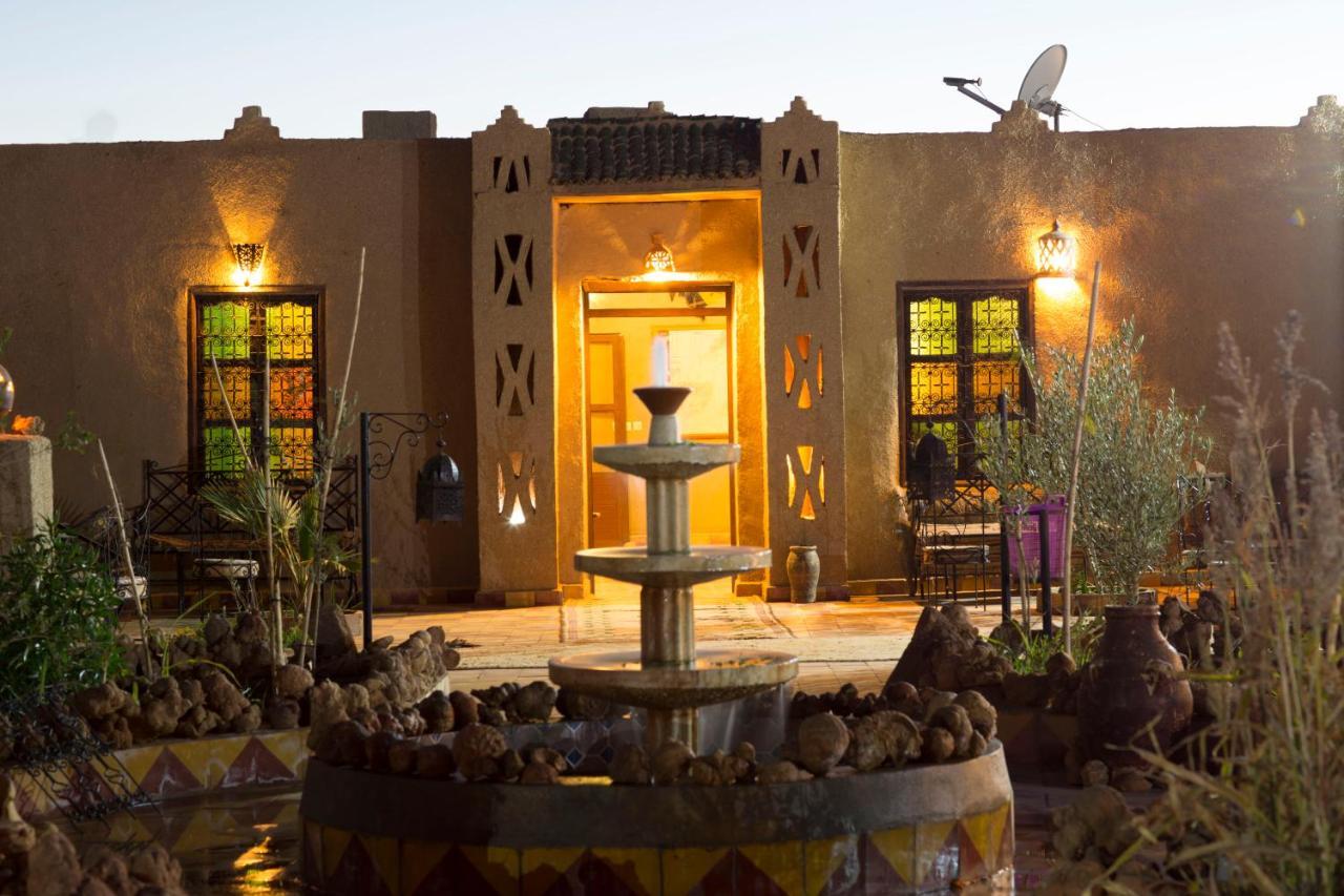 Auberge Sahara Garden Lac Yasmins Exterior foto